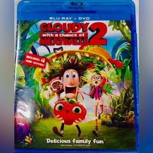 Cloudy with a Chance of Meatballs 2 Disc Blu-ray DVD Childrens Animated Movie